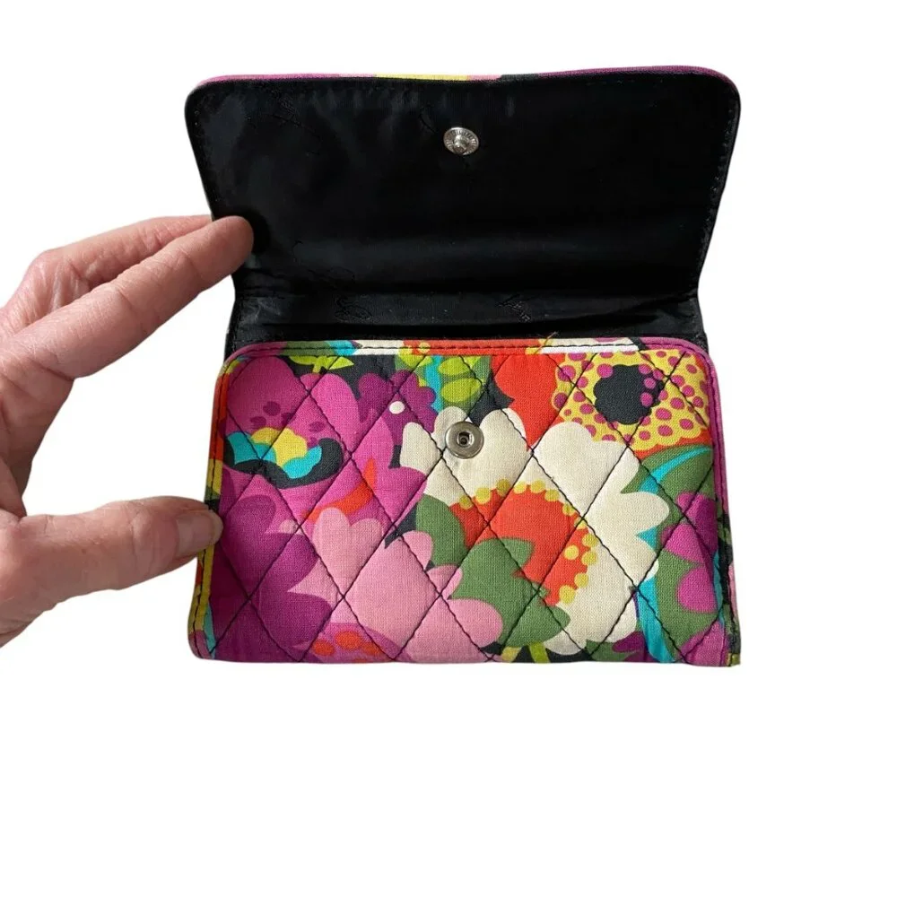 Vera Bradley women's multi-colored floral trifold wallet card holder bag